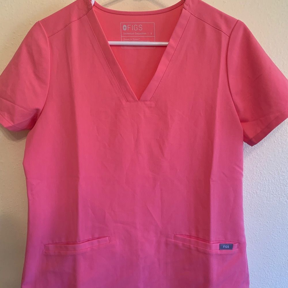 Figs Casma three pocket scrub top